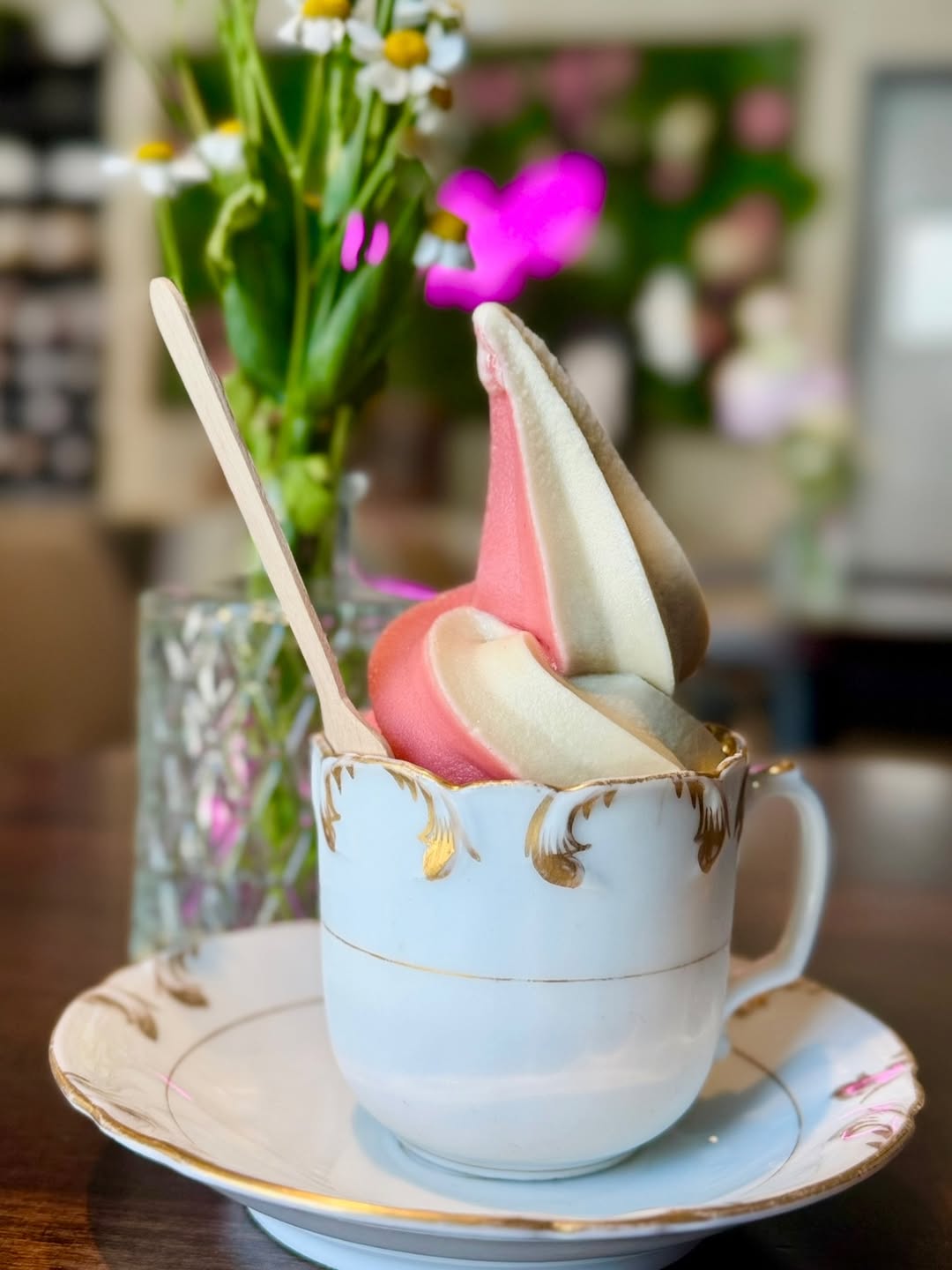 ID-Eclair soft serve in cup